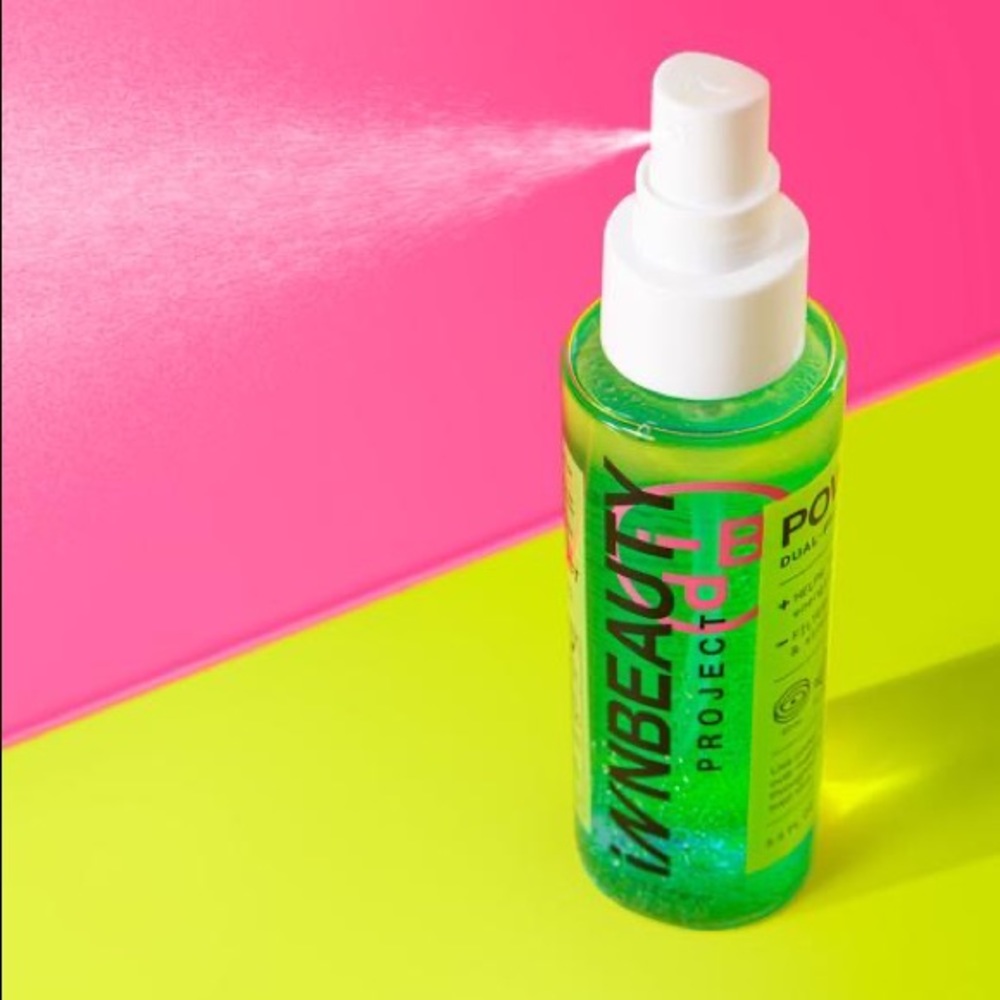 POWER UP Dual-Phase Setting Mist - Picture 2 of 3